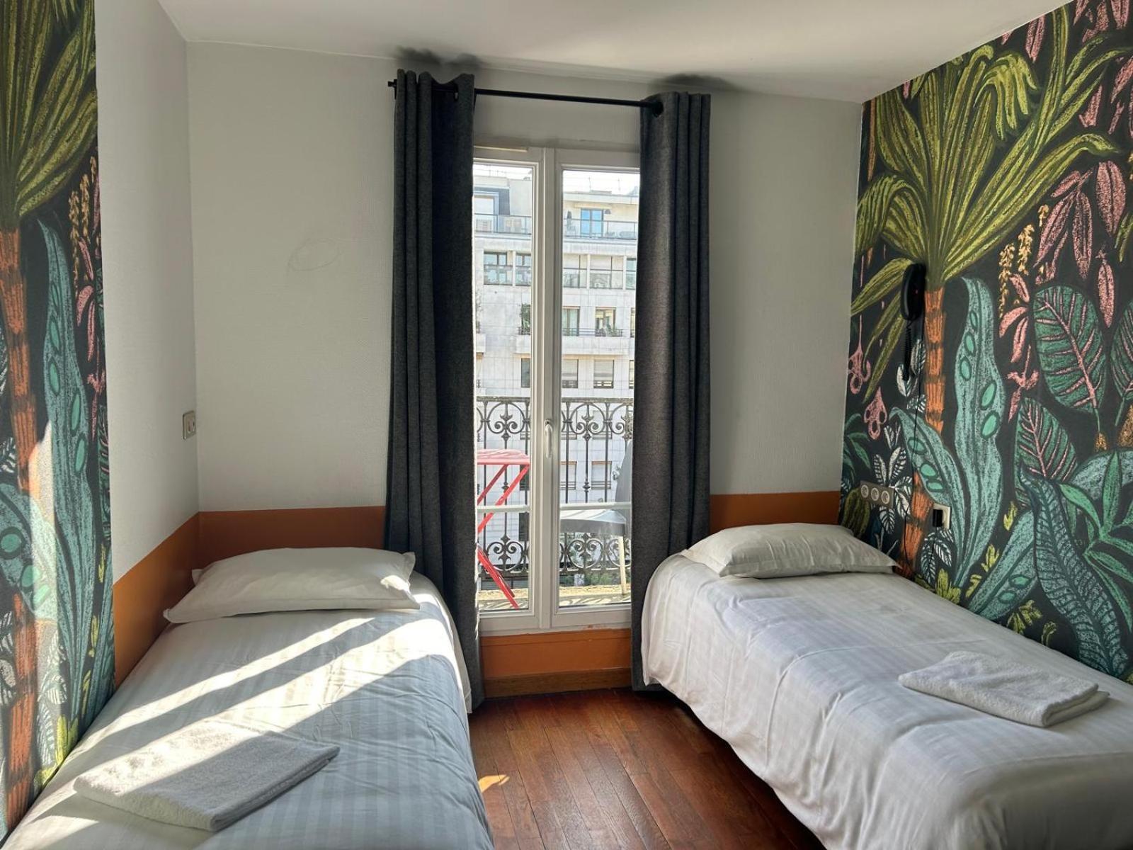 Hostel Oops! Latin Quarter By Hiphophostels