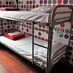 Oops! Latin Quarter By Hiphophostels