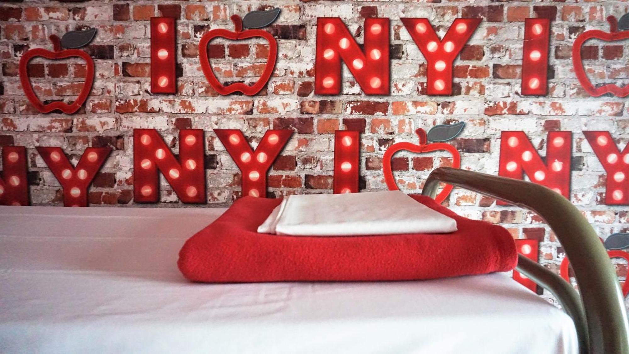 Ostello Oops! Latin Quarter By Hiphophostels *