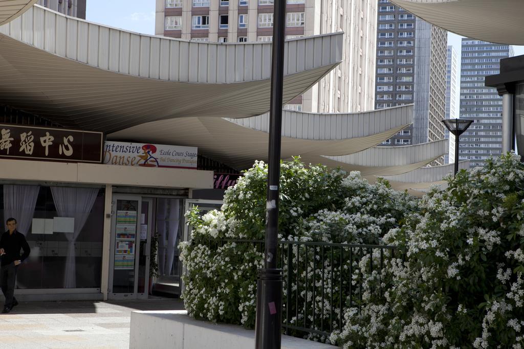 Oops! Latin Quarter By Hiphophostels